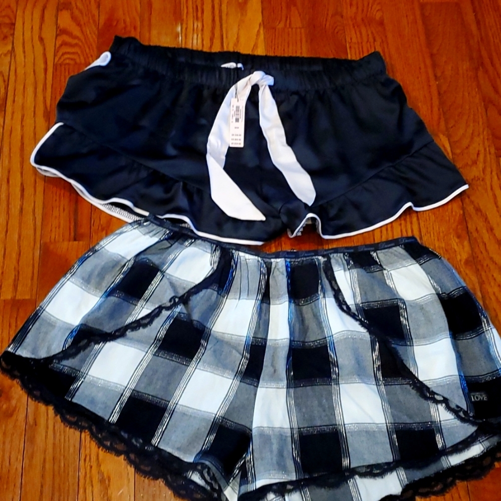 2 pr pj's shorts victoria secret medium